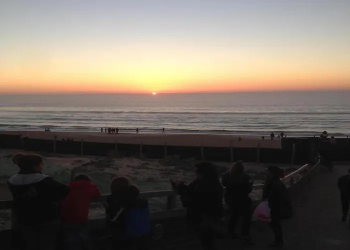 بيت للعطل Sea View Family Escape