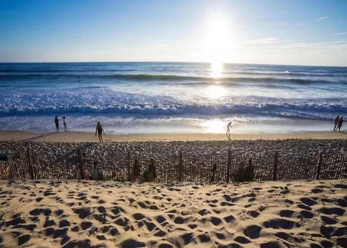 بيت للعطل Sea View Family Escape